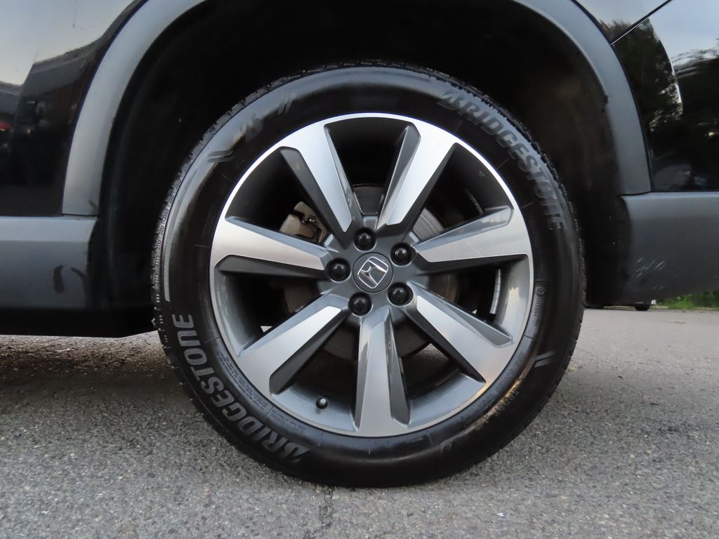 Thumbnail: 2023 Honda Pilot - 8