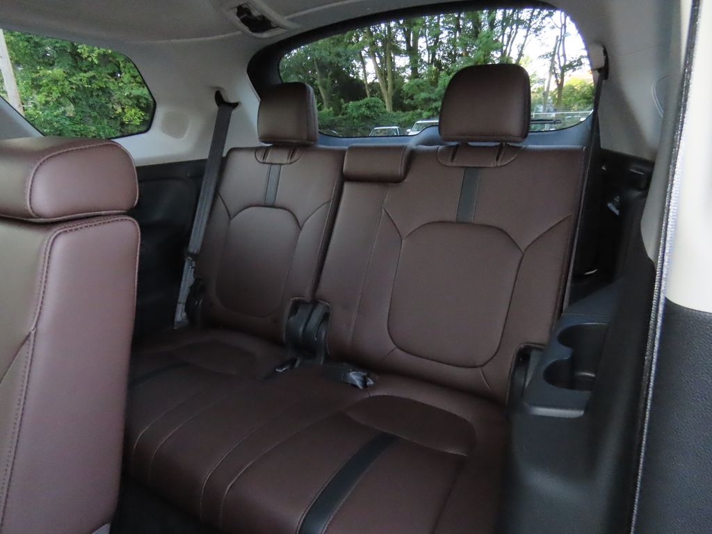 Thumbnail: 2024 Honda Pilot - 22