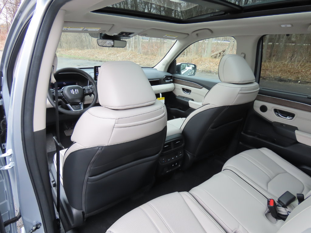 Thumbnail: 2026 Honda Pilot - 21