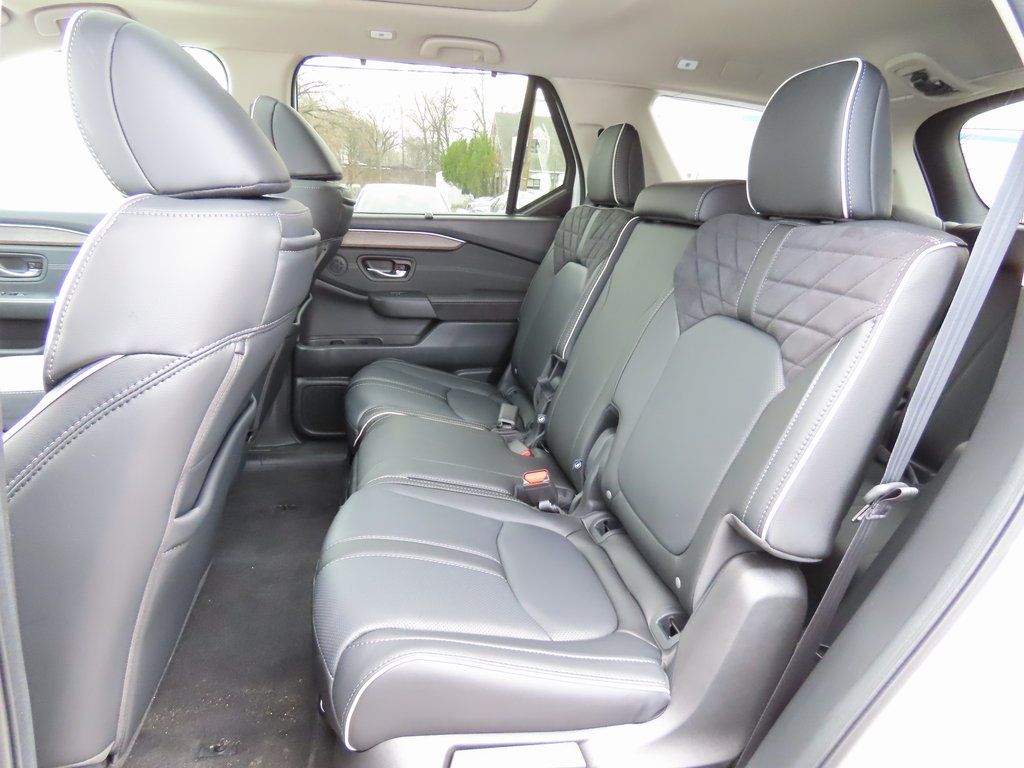 Thumbnail: 2026 Honda Pilot - 12