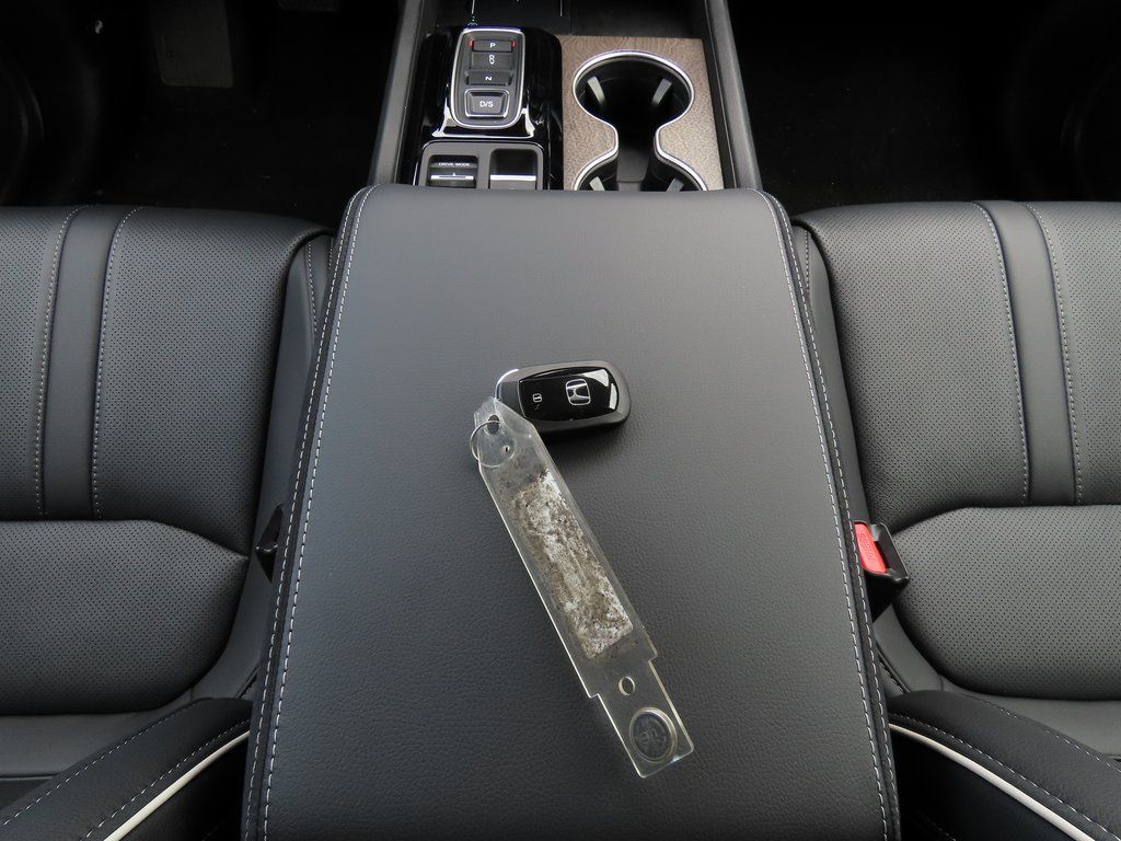 Thumbnail: 2026 Honda Pilot - 32