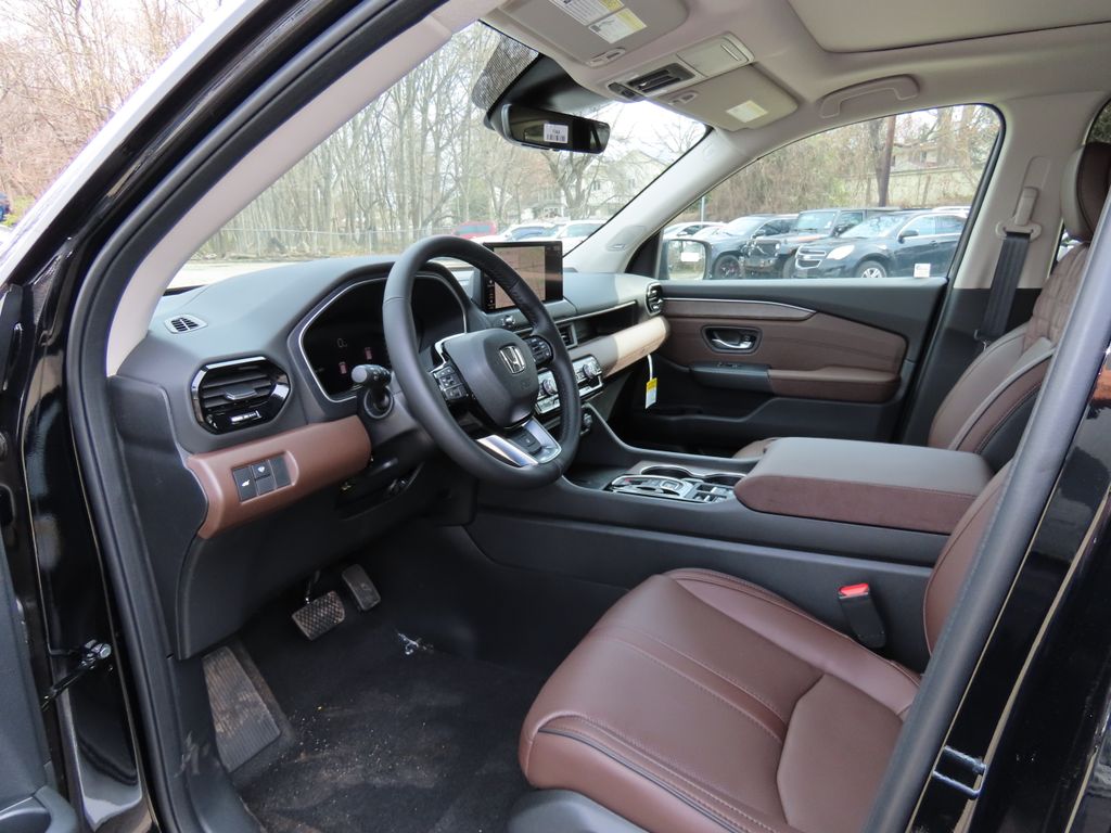 Thumbnail: 2026 Honda Pilot - 10