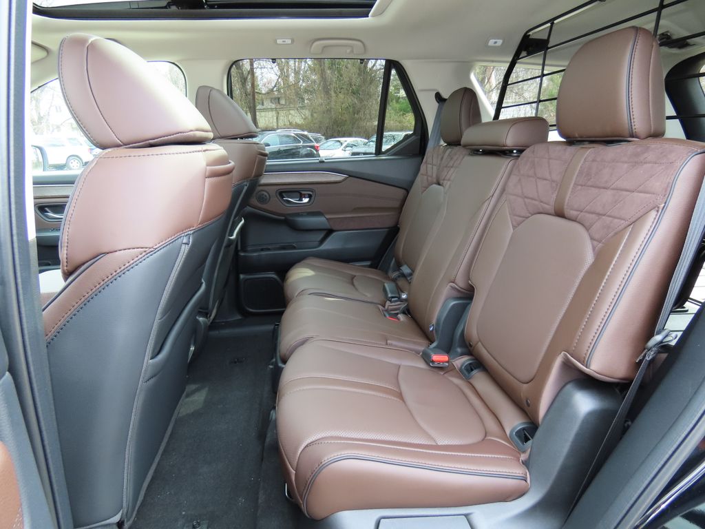 Thumbnail: 2026 Honda Pilot - 12