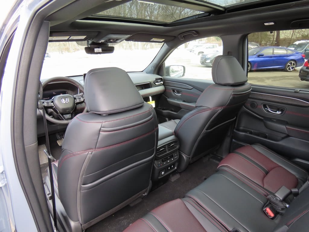 Thumbnail: 2026 Honda Pilot - 21