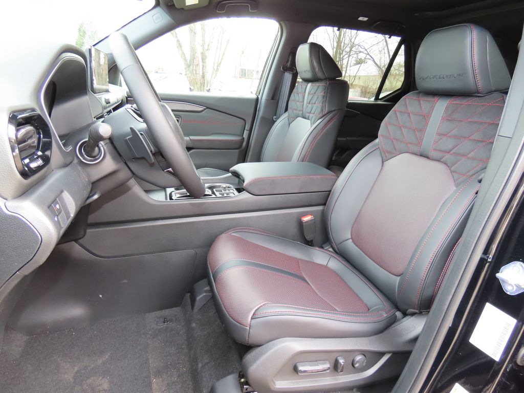 Thumbnail: 2026 Honda Pilot - 11
