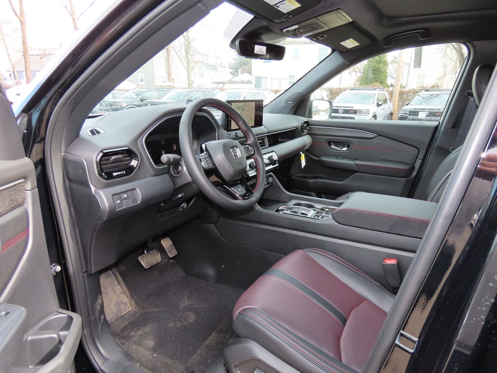 Thumbnail: 2026 Honda Pilot - 10