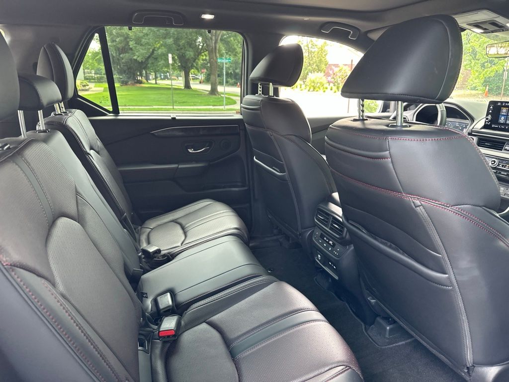 Thumbnail: 2025 Honda Pilot - 9