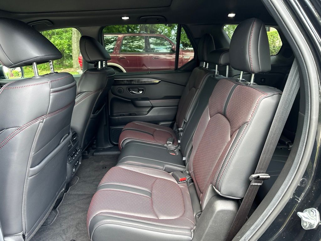 Thumbnail: 2025 Honda Pilot - 44