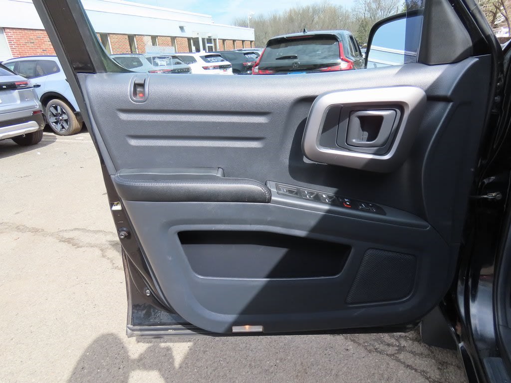 Thumbnail: 2009 Honda Ridgeline - 23