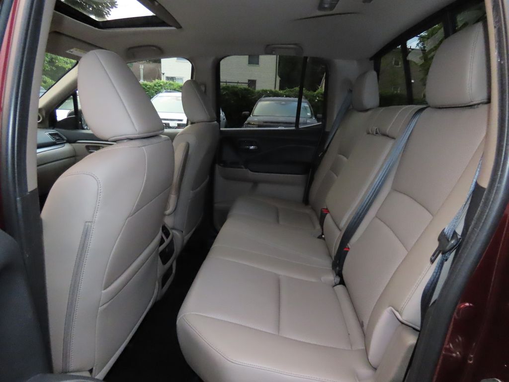 Thumbnail: 2019 Honda Ridgeline - 13