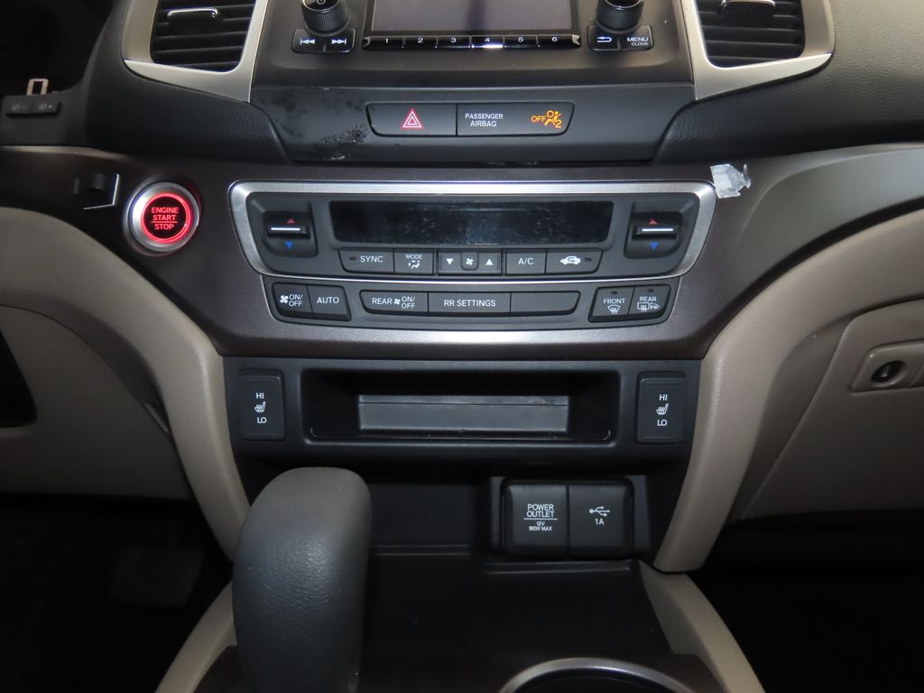 Thumbnail: 2019 Honda Ridgeline - 25