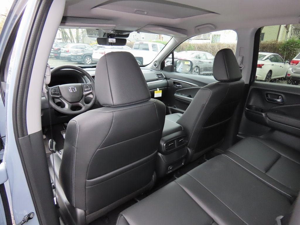 Thumbnail: 2025 Honda Ridgeline - 19