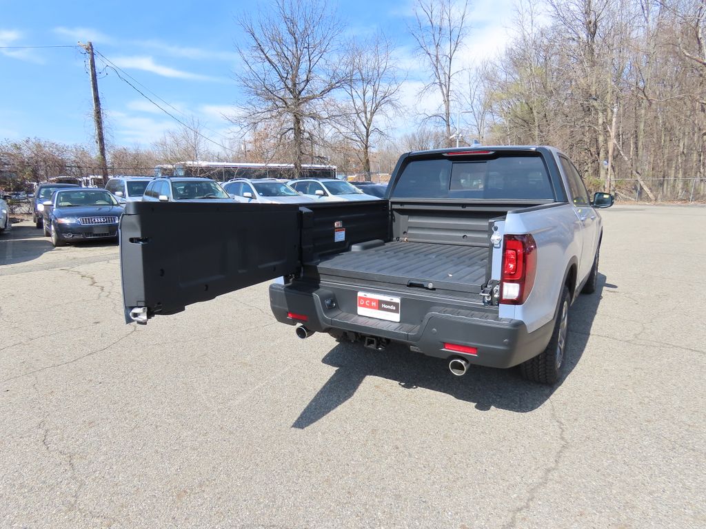 Thumbnail: 2026 Honda Ridgeline - 17