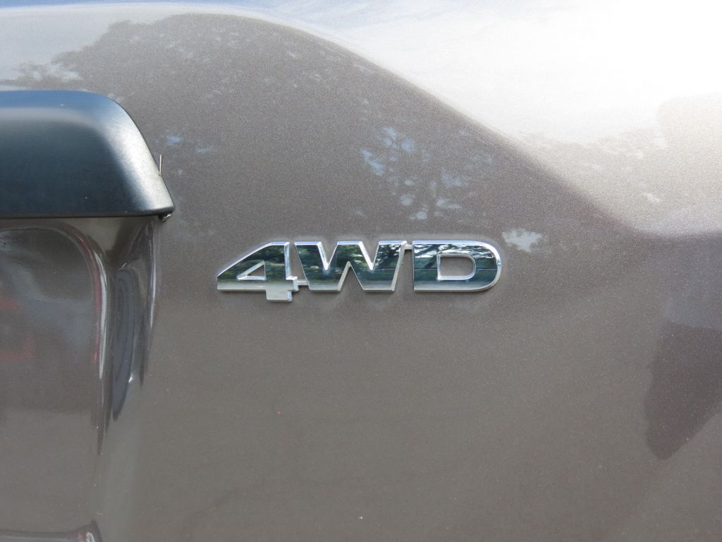 Thumbnail: 2010 Honda CR-V - 18