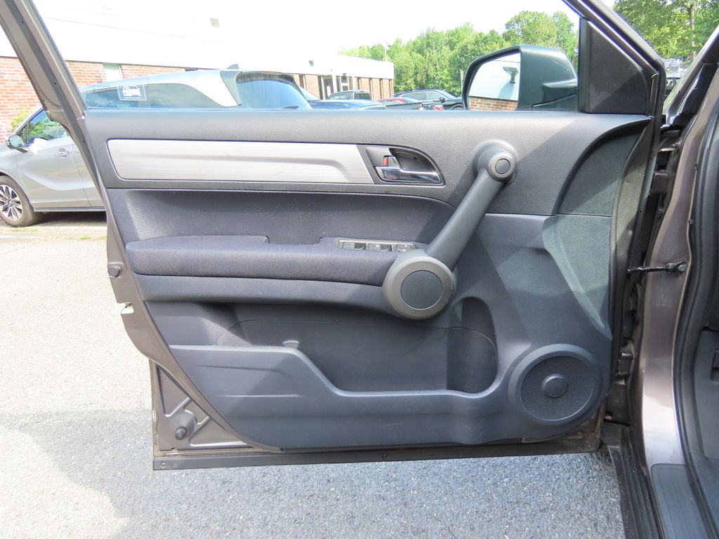 Thumbnail: 2010 Honda CR-V - 20