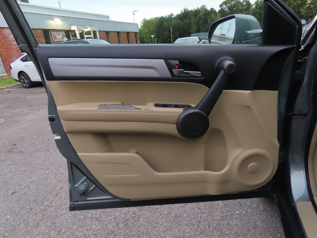 Thumbnail: 2011 Honda CR-V - 22