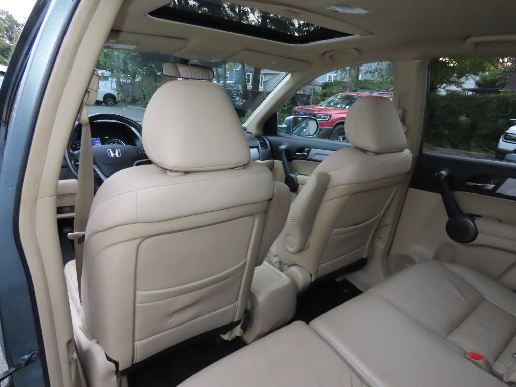 Thumbnail: 2011 Honda CR-V - 21