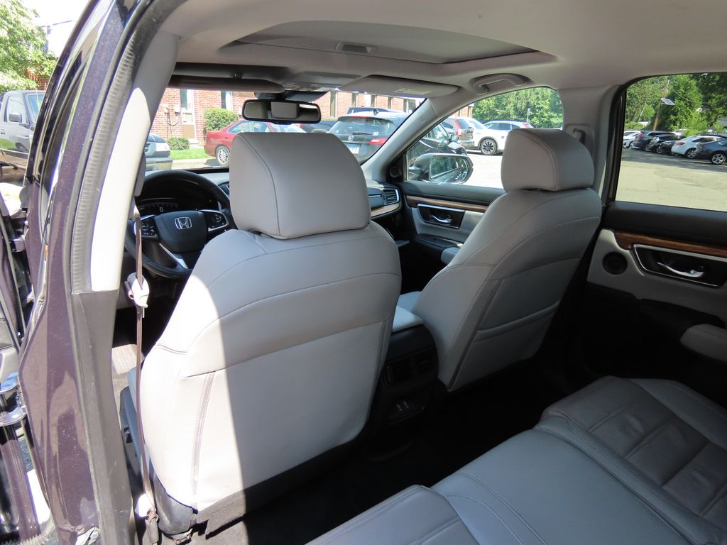 Thumbnail: 2019 Honda CR-V - 23