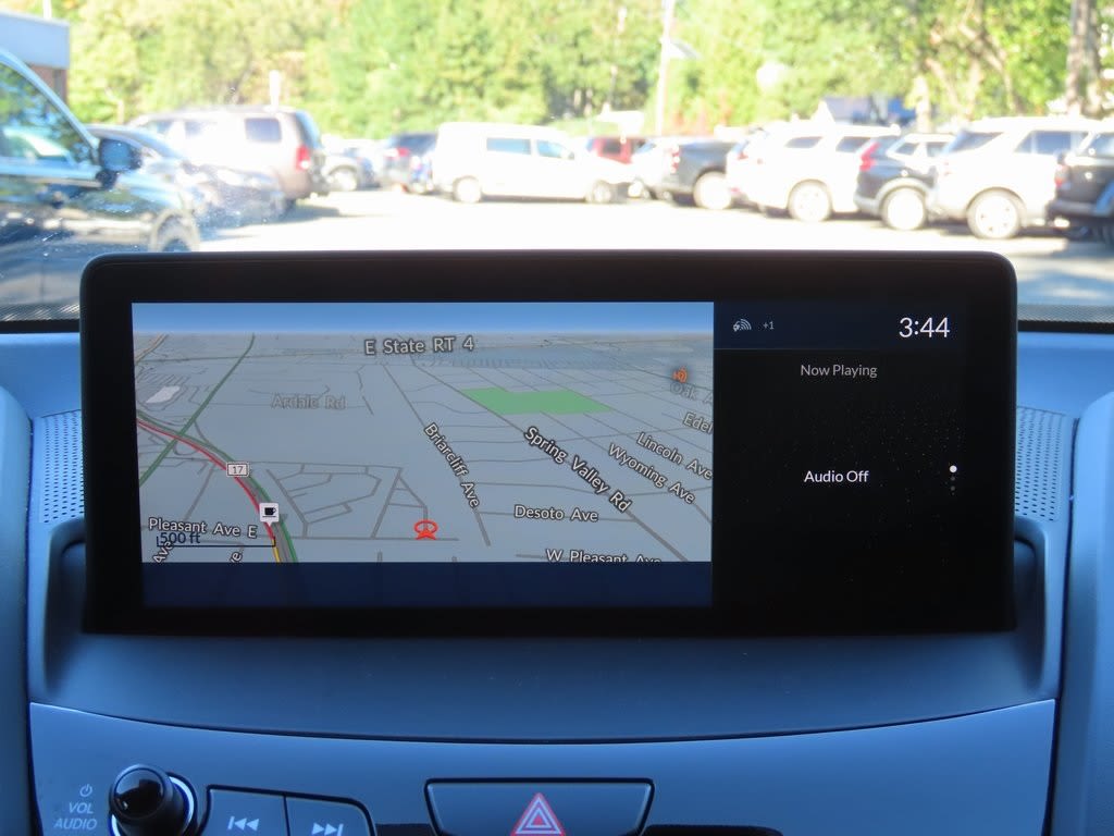 Thumbnail: 2025 Acura RDX - 15