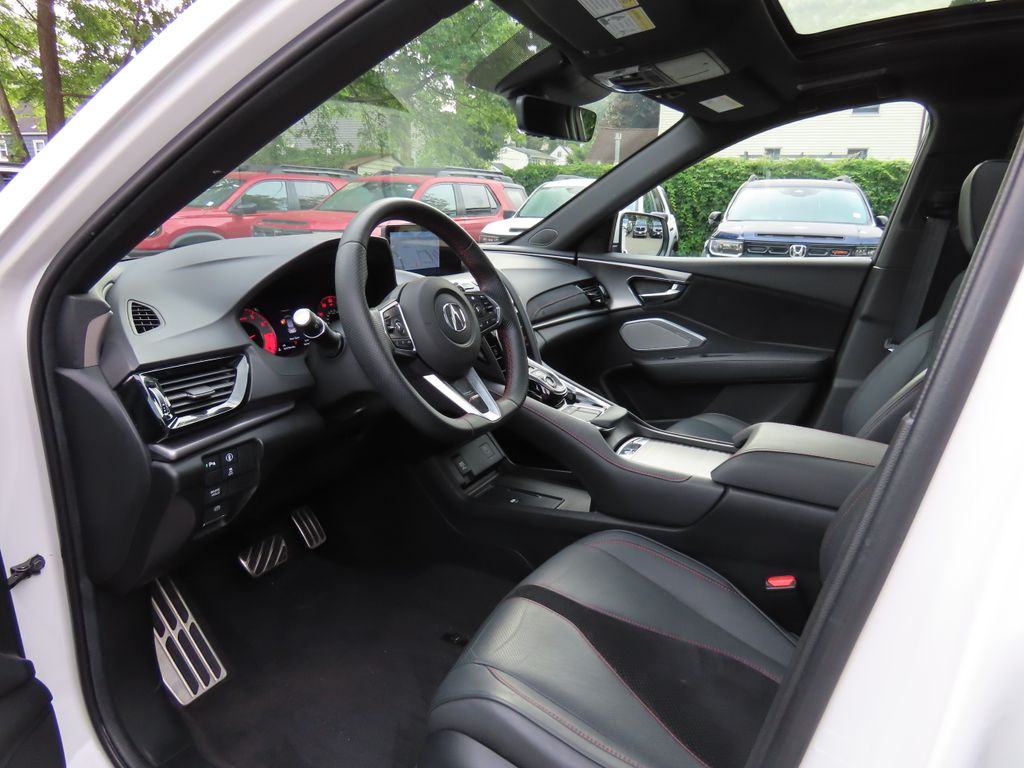 Thumbnail: 2023 Acura RDX - 2