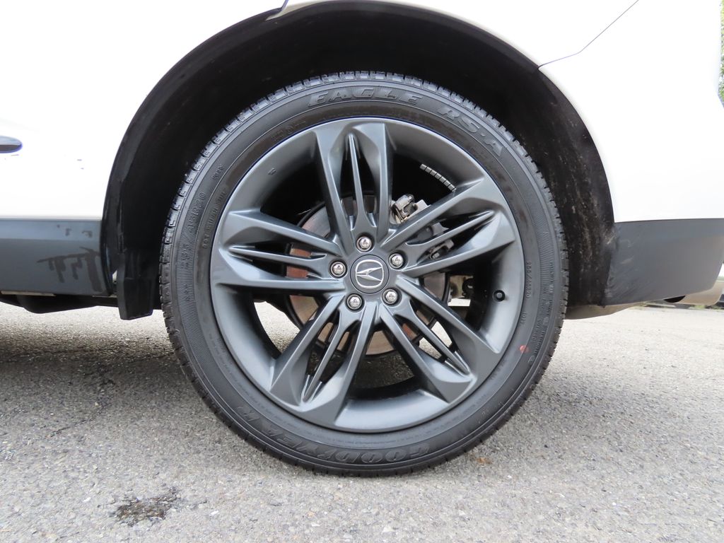 Thumbnail: 2023 Acura RDX - 8