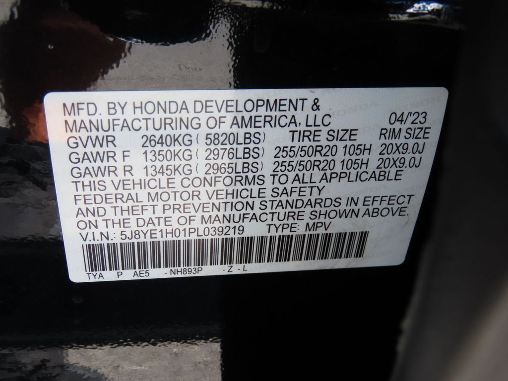 Thumbnail: 2023 Acura MDX - 32