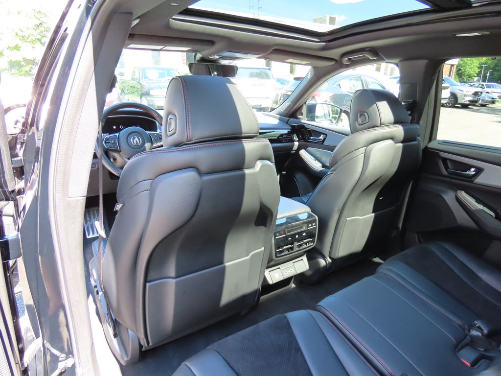 Thumbnail: 2023 Acura MDX - 23