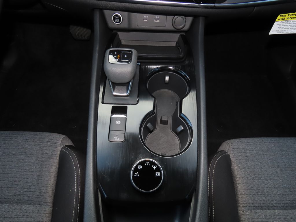 Thumbnail: 2023 Nissan Rogue - 15