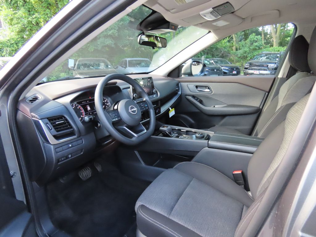 Thumbnail: 2023 Nissan Rogue - 11