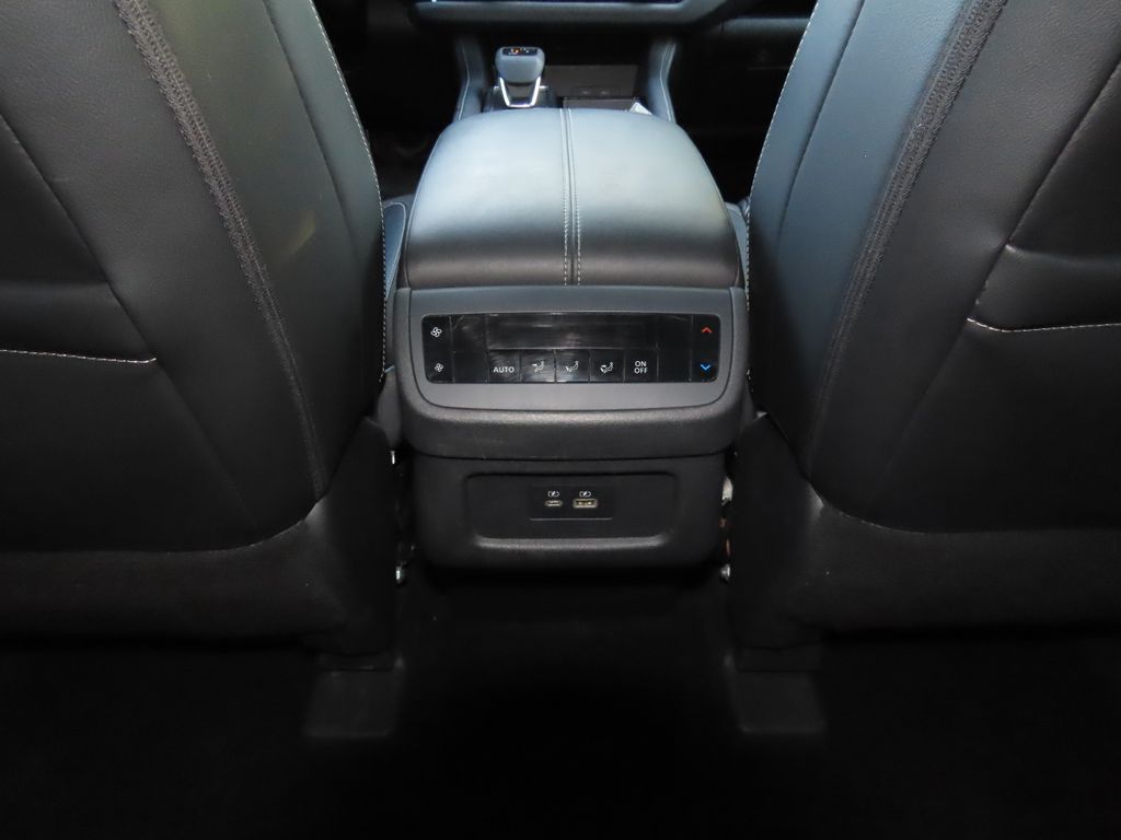 Thumbnail: 2024 Nissan Pathfinder - 29