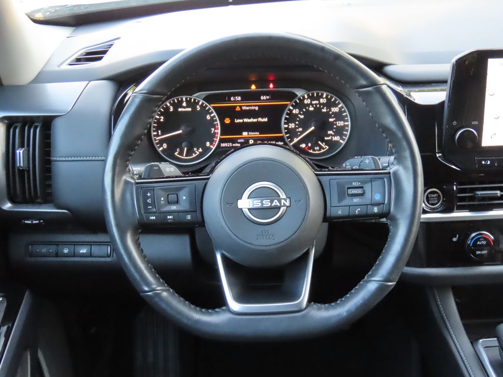 Thumbnail: 2024 Nissan Pathfinder - 13