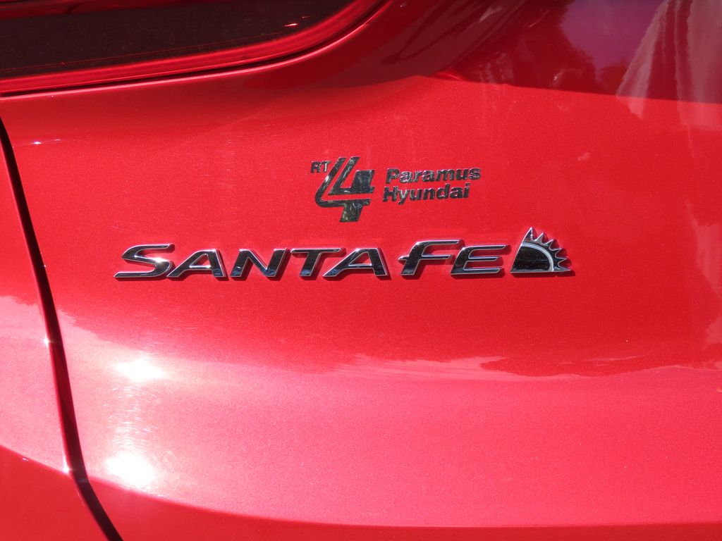 Thumbnail: 2022 Hyundai Santa Fe - 7