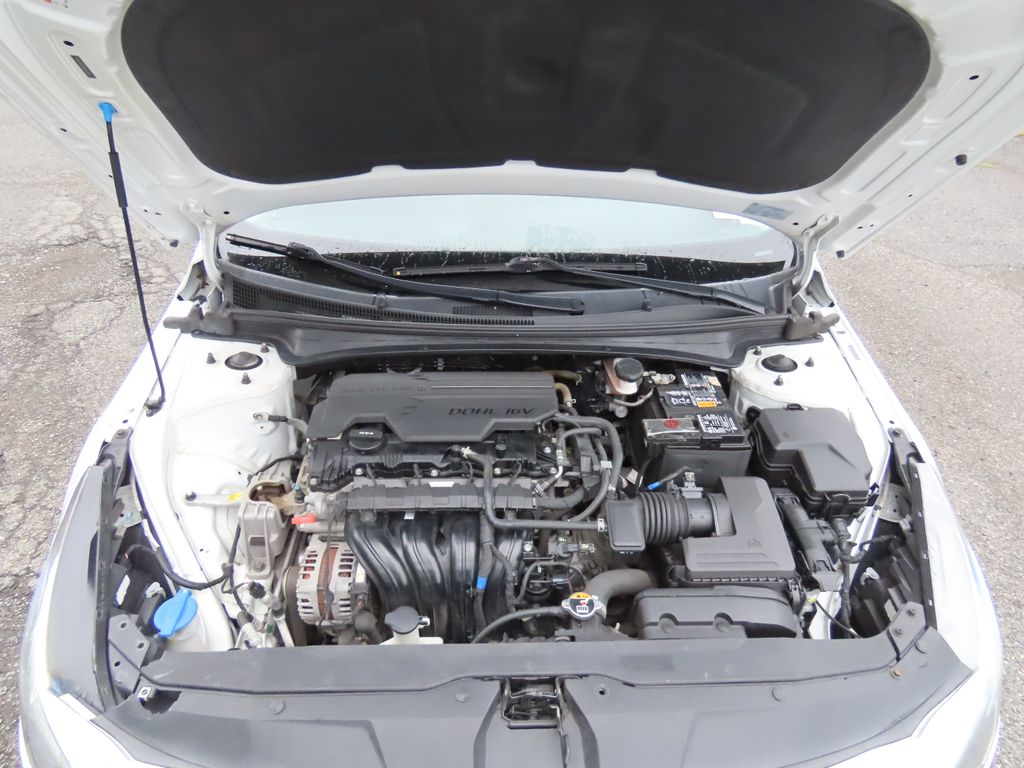 Thumbnail: 2021 Hyundai Elantra - 7