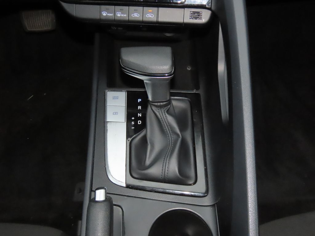 Thumbnail: 2021 Hyundai Elantra - 23