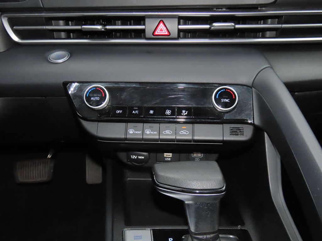 Thumbnail: 2021 Hyundai Elantra - 14