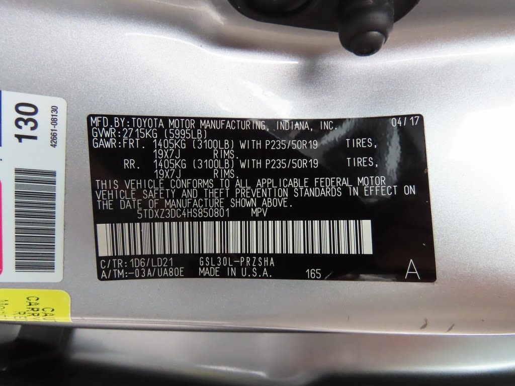 Thumbnail: 2017 Toyota Sienna - 18