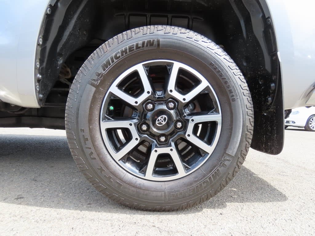 2018 Toyota Tundra SR5 8