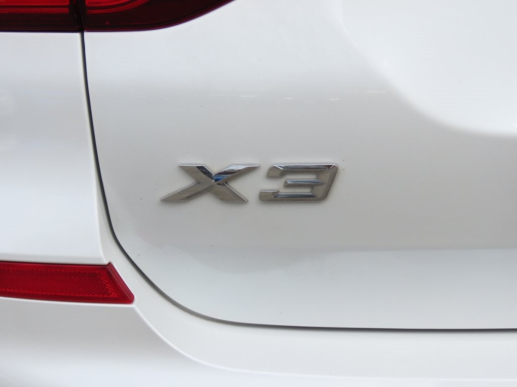 Thumbnail: 2021 BMW X3 - 6