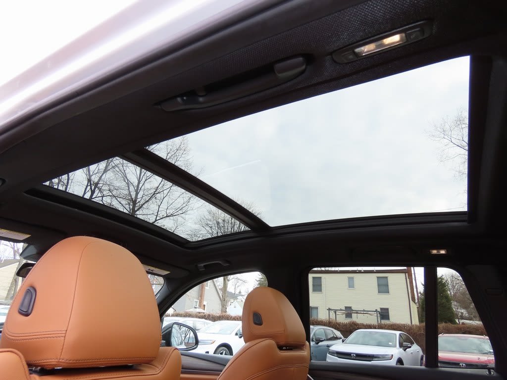 Thumbnail: 2021 BMW X3 - 24