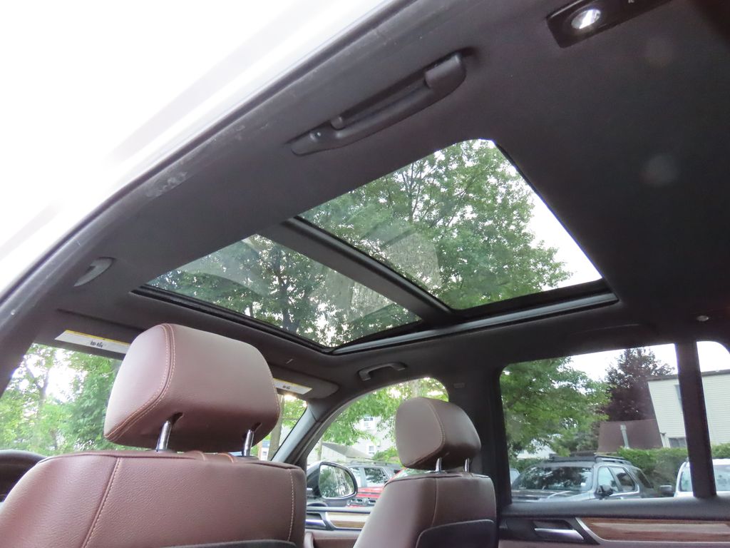 Thumbnail: 2017 BMW X3 - 23