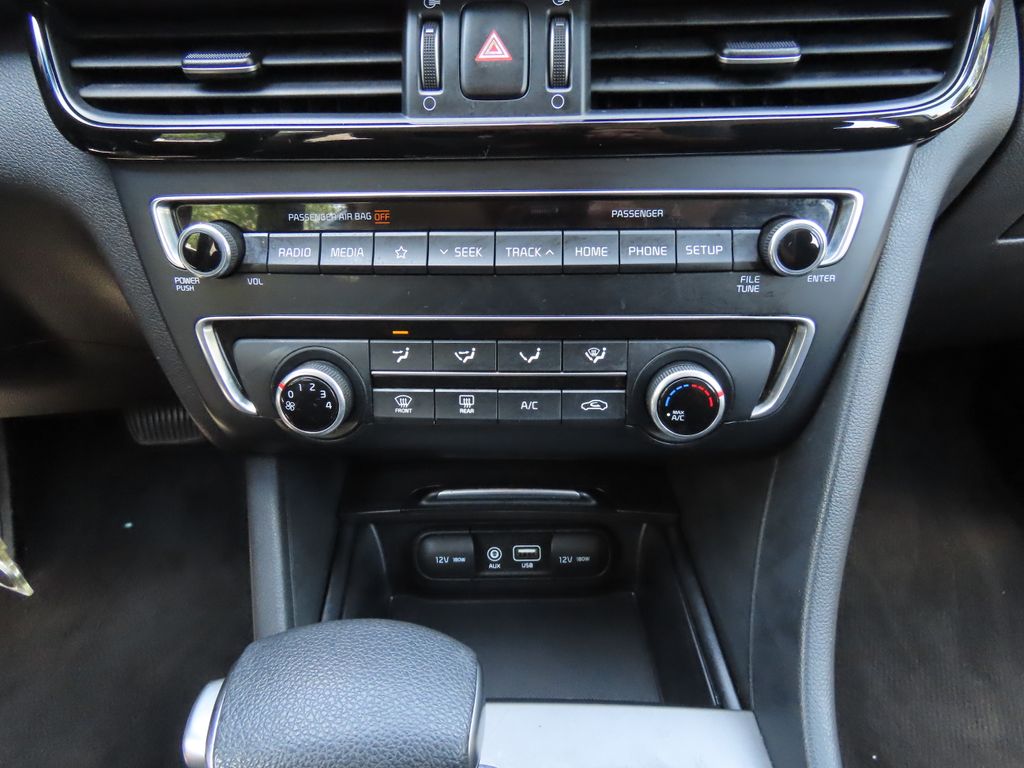 Thumbnail: 2019 Kia Optima - 24