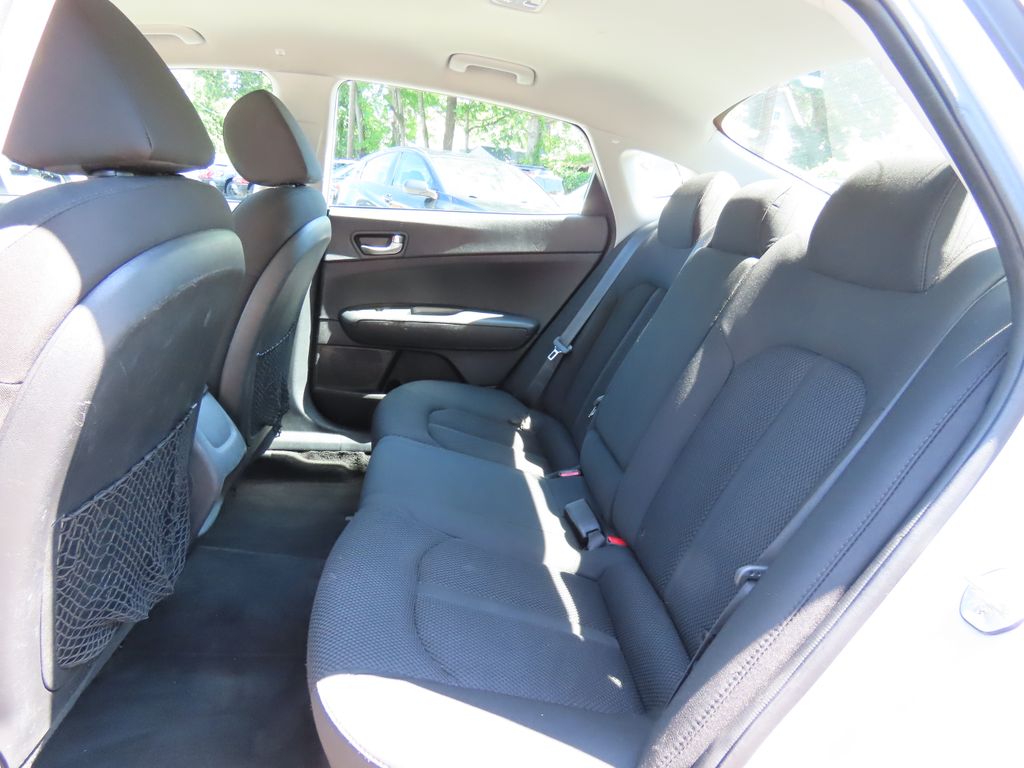 Thumbnail: 2019 Kia Optima - 13