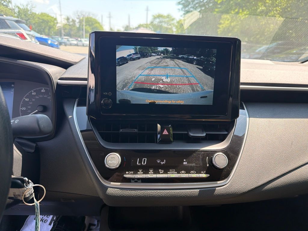 Thumbnail: 2025 Toyota Corolla - 25