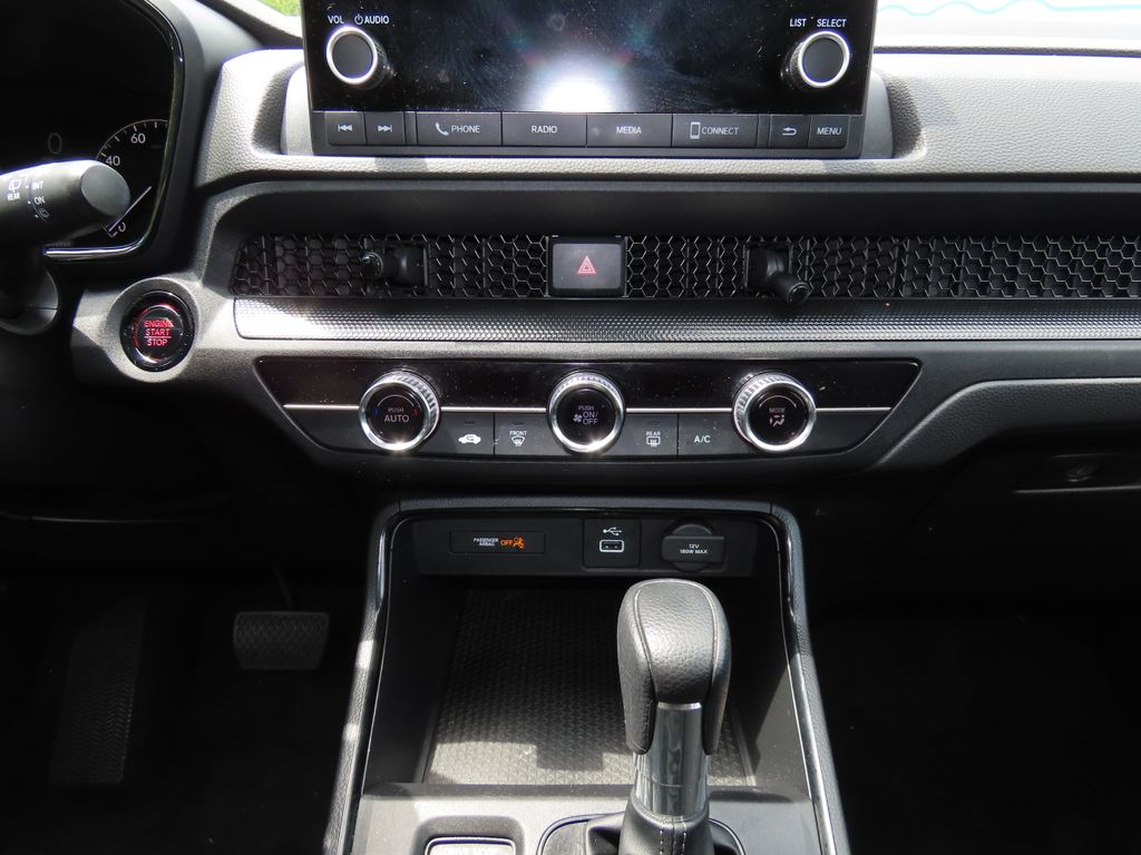 2025 Honda CR-V LX - Photo 12