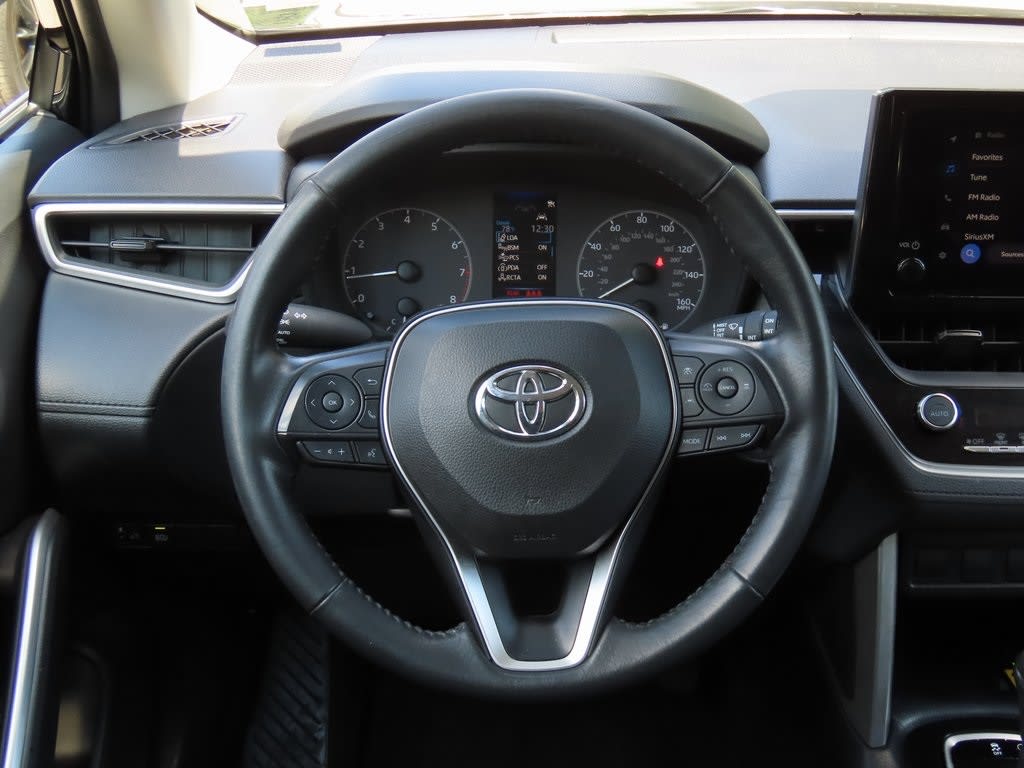 Thumbnail: 2023 Toyota Corolla Cross - 9