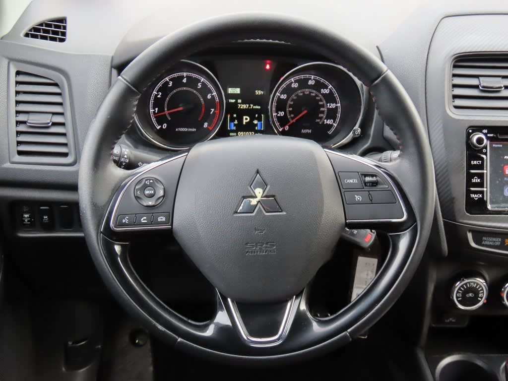 Thumbnail: 2017 Mitsubishi Outlander Sport - 8