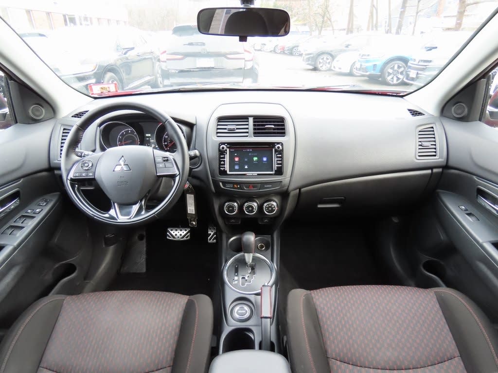 Thumbnail: 2017 Mitsubishi Outlander Sport - 2