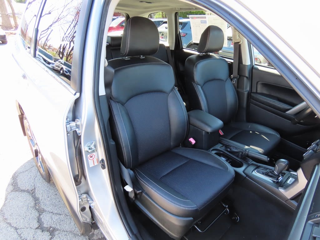 2015 Subaru Forester Premium 12