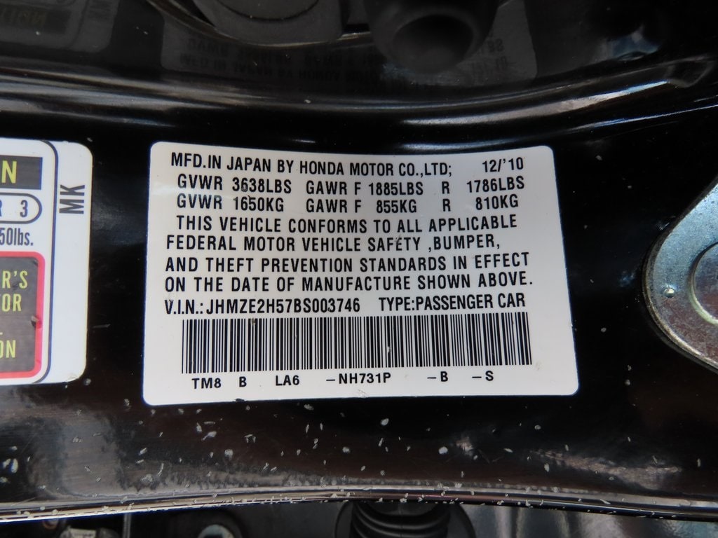 Thumbnail: 2011 Honda Insight - 18