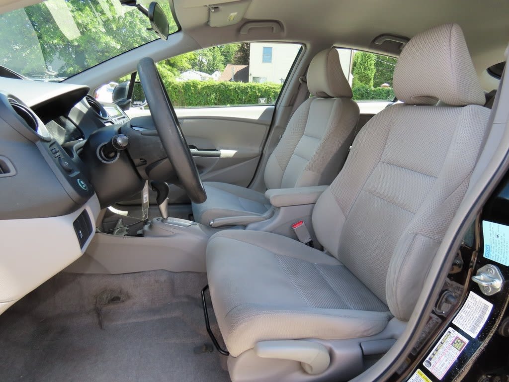Thumbnail: 2011 Honda Insight - 11